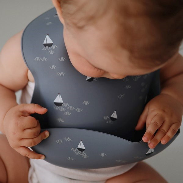 Mushie Silicone Baby Bib- Boats (7448384176354)