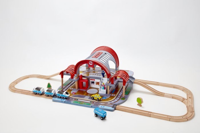 Hape Grand City Station (8264124236002)