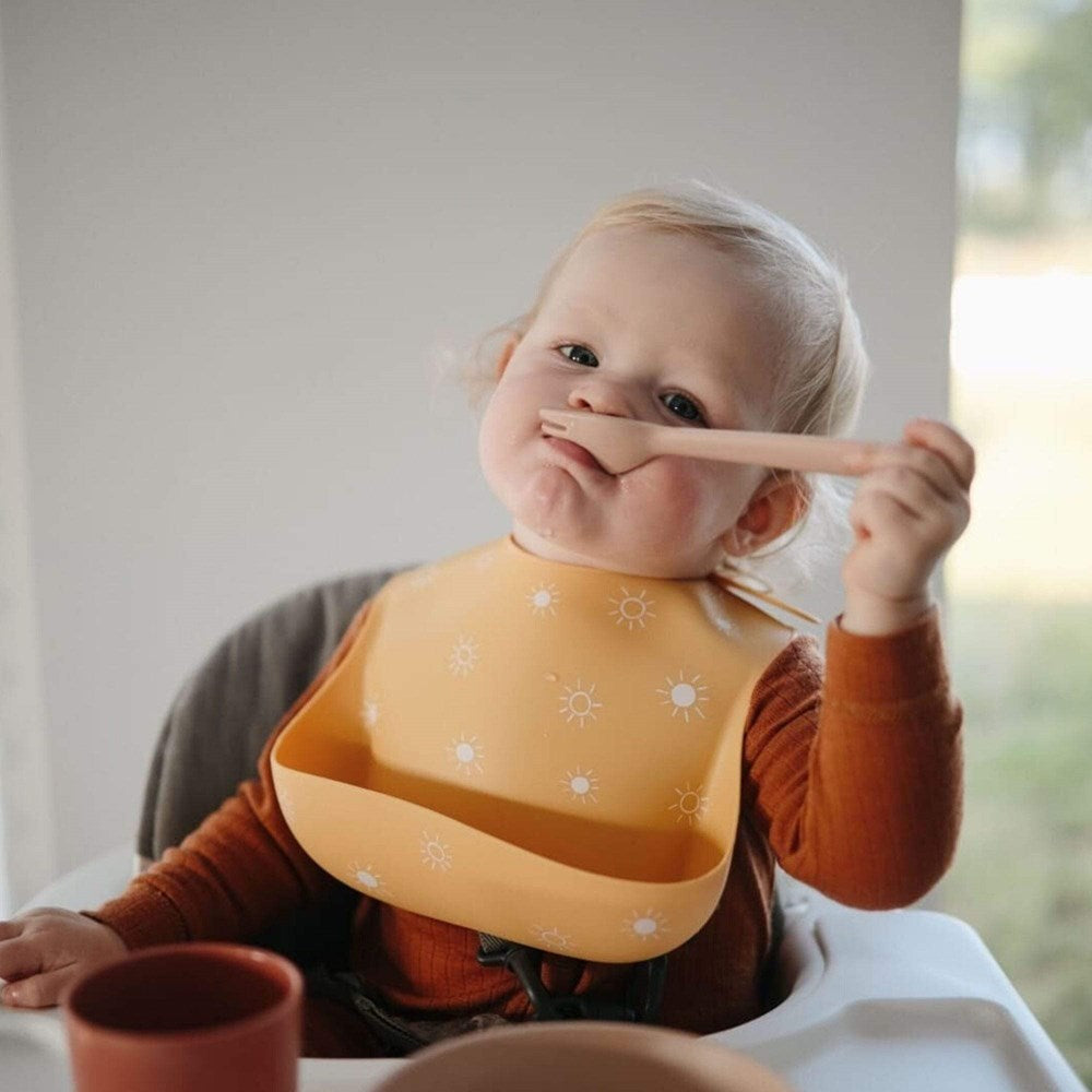 Mushie Bib- Sun Orange (8015141535970)